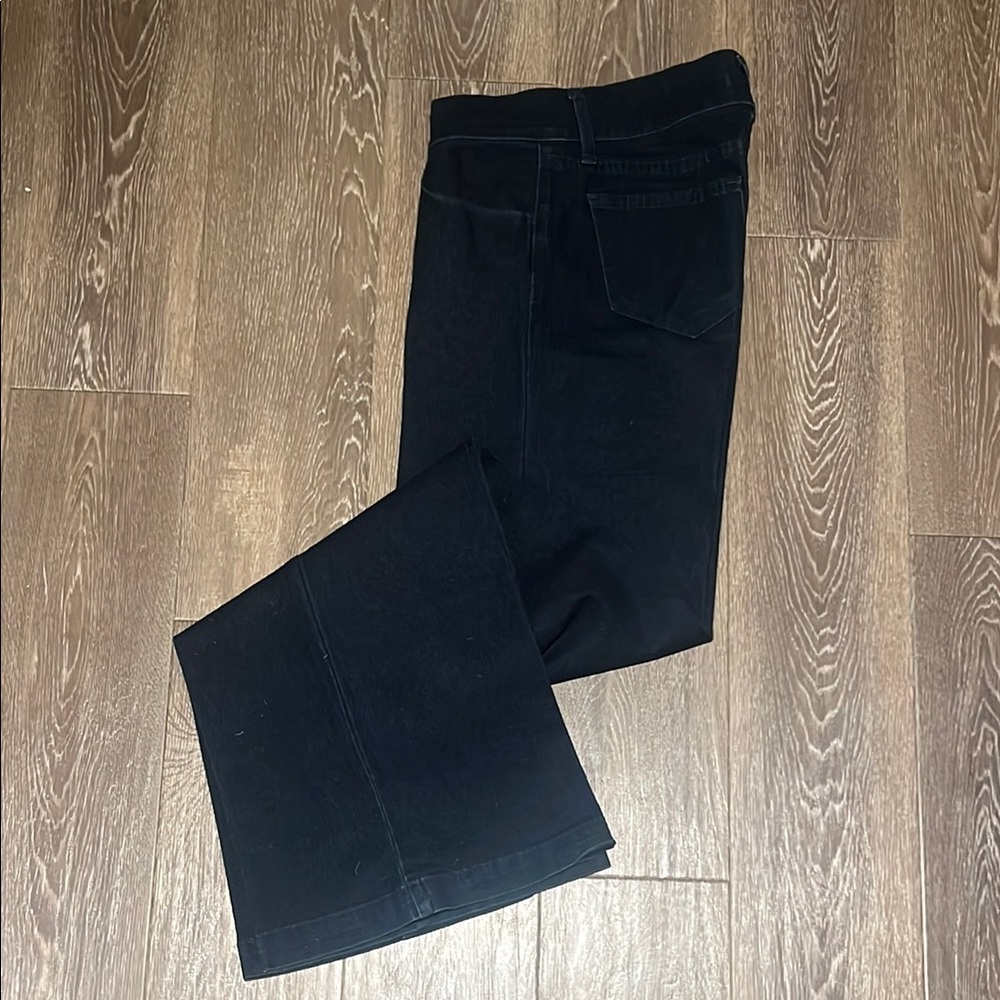 Women's Dark Boot-cut Jeans